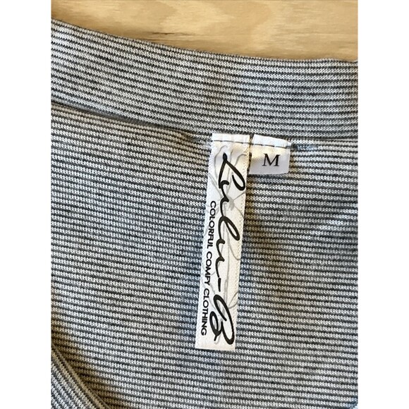 Lulu b Sz Medium Terry Pullover Knit Top Sweatshirt Button Back V-neck Gray EUC - Picture 7 of 8